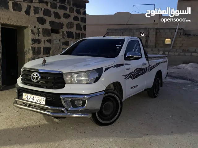 Toyota Hilux 2016 in Mafraq