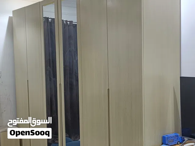 غرفة نوم كبيرة حجم كينج عمولة