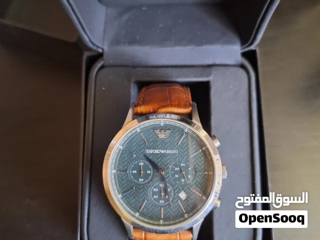للبيع ساعة إمبوريو أرماني رجالية أصلية، كرونوغراف بتصميم أنيق، حزام جلد بني طبيعي، مقاومة للماء