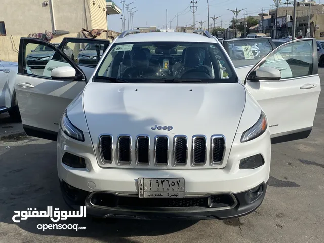 Used Jeep Cherokee in Basra