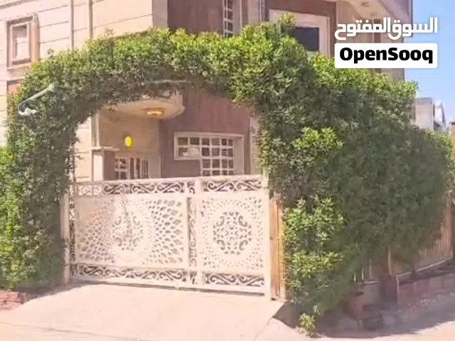 فلا مصغرة مساحة 100م واجهة 10×10 زيونة محلة 710