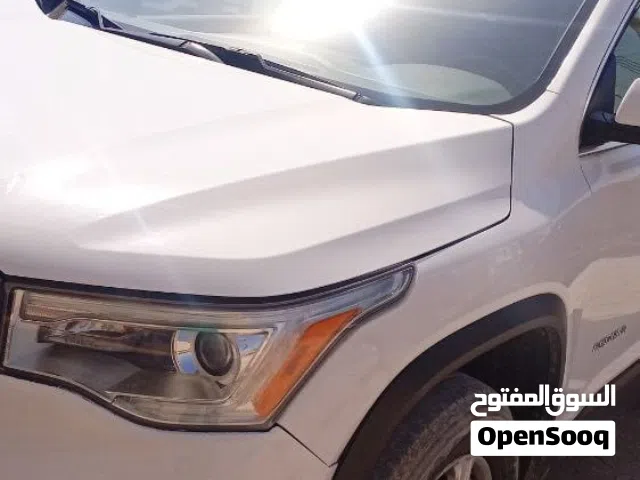 2019 جي إم سي اكاديا SLE