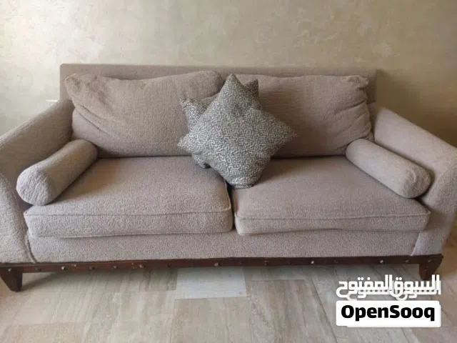كنب بحالة جيد جدا