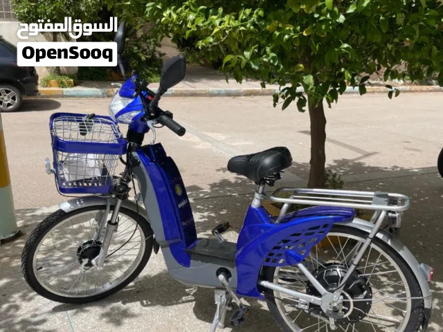 دراجة هوائية وكهربائية