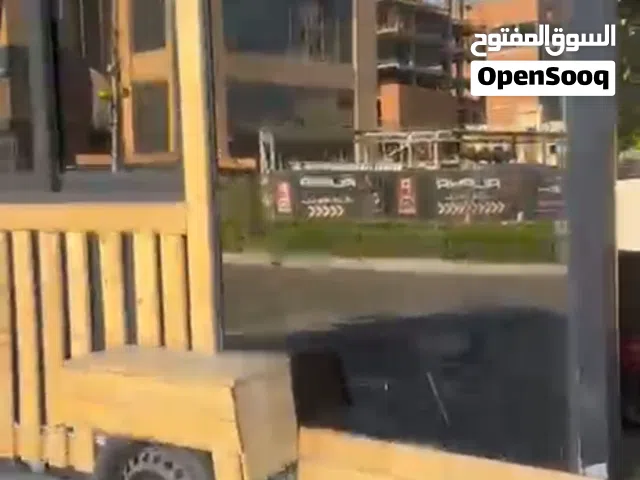 بيع عربانة مطعم