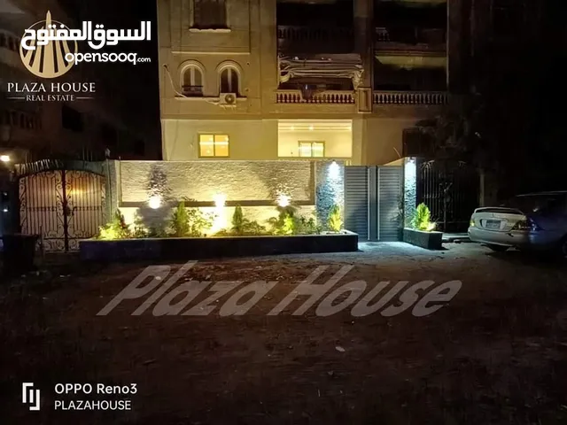 300 m2 3 Bedrooms Villa for Sale in Giza Hadayek al-Ahram