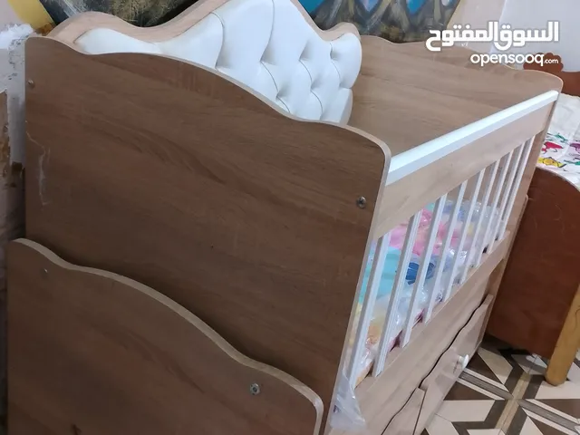 كاروك طفل للبيع