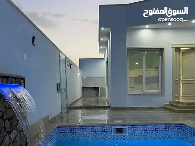 100 m2 2 Bedrooms Townhouse for Sale in Tripoli Ain Zara