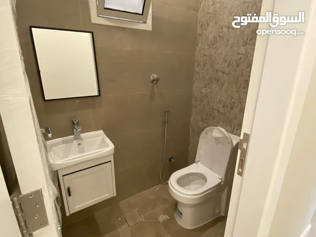 220 m2 5 Bedrooms Apartments for Rent in Al Madinah Al Aridh