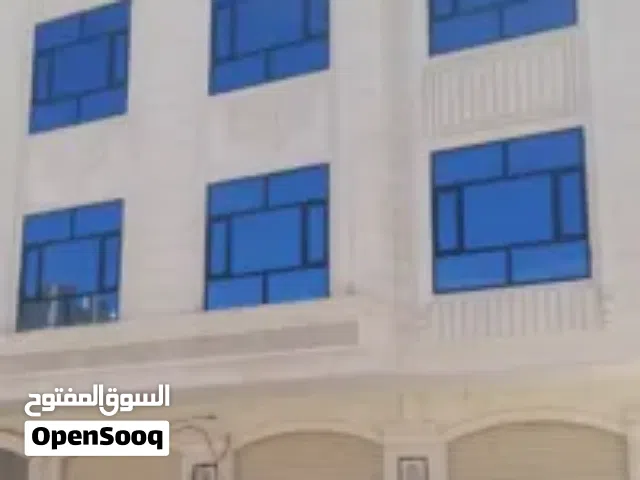 محلات تجاريه للايجار صنعاء لاي نشاط حده بيت بوس شارع الزبيري  شملان هائل السنينه وحولها وسط اسواق