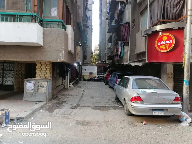 فرصة لمن يبحث عن إستثمار ، جراج للبيع