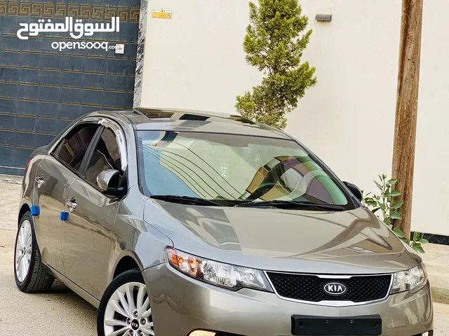 Used Kia Cerato in Tripoli