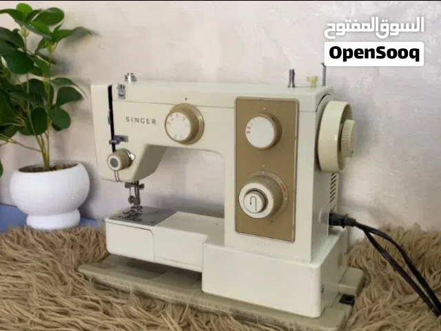 ماكينة خياطة مستعملة من شركة SINGER
