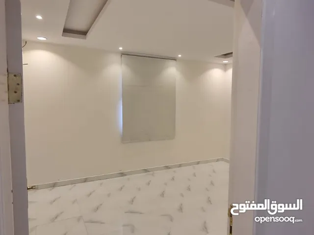 2 m2 4 Bedrooms Apartments for Sale in Al Riyadh Al Munsiyah