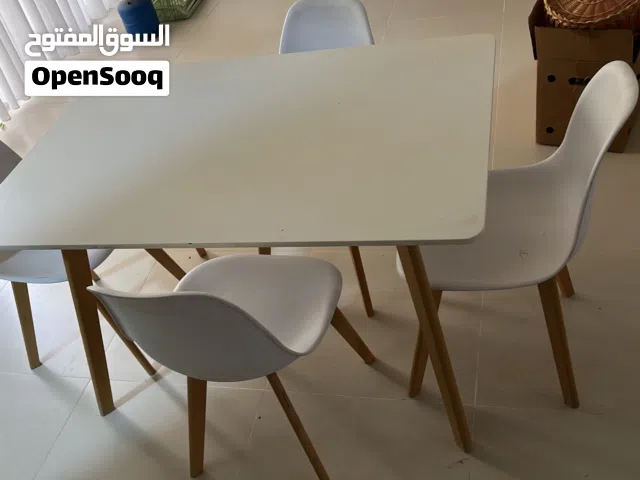 طاولة سفره مستعمله
