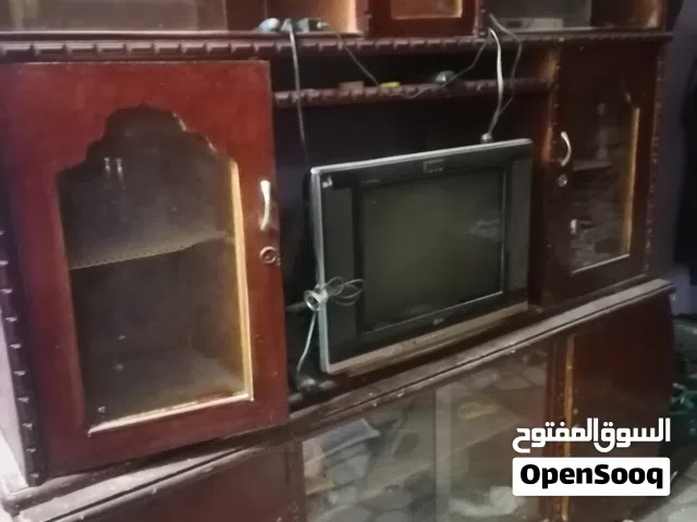 معرض مع تلفزيون