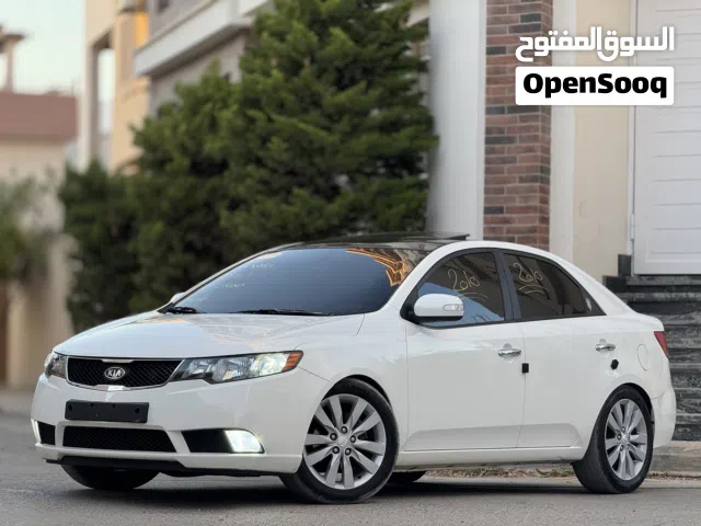 2010 كيا فورتي LX