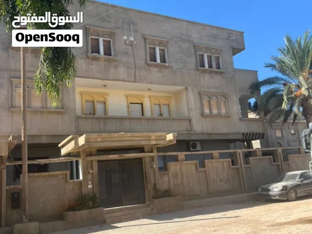 400 m2 More than 6 bedrooms Villa for Sale in Benghazi Tabalino