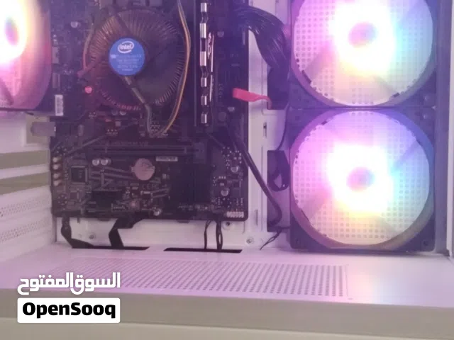 pc كامل مع شاشة المواصفات بالوصف