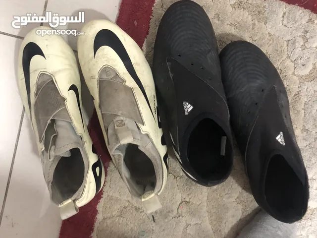 3 boots different price
