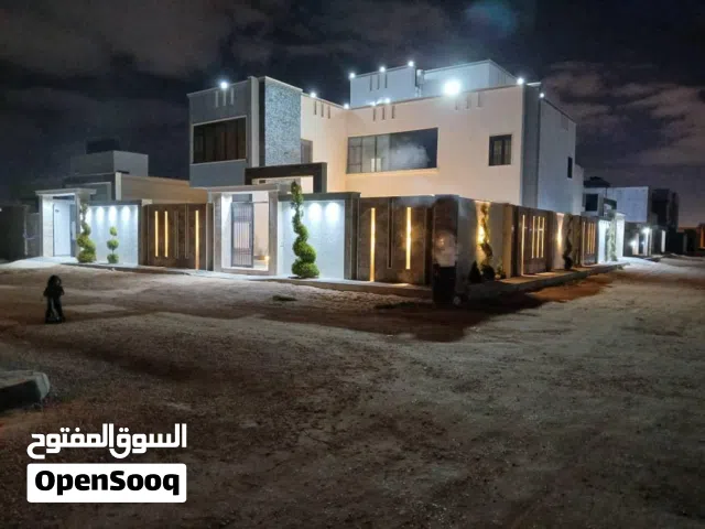 فيلا في فينيسيا 2