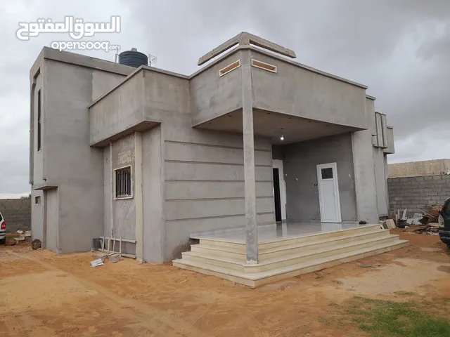 220 m2 3 Bedrooms Townhouse for Sale in Tripoli Wadi Al-Rabi