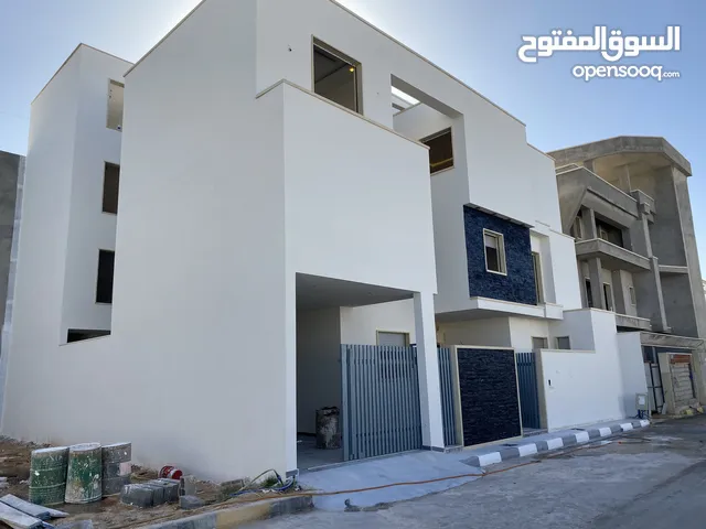 720 m2 More than 6 bedrooms Villa for Sale in Tripoli Tareeq Al-Mashtal