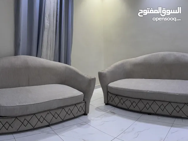 كنب مستعمل نظيف