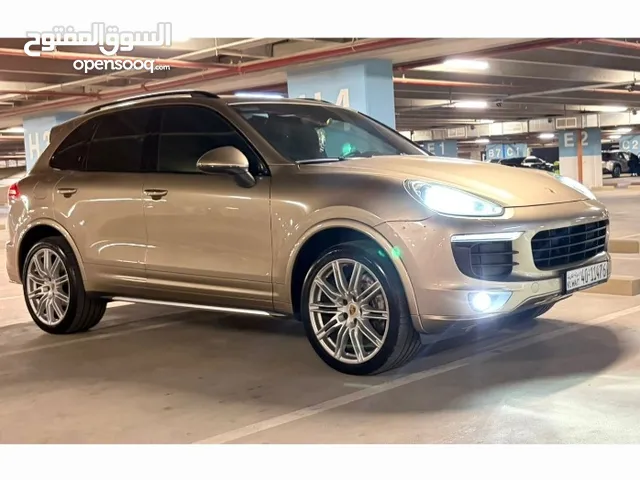 porsche Cayenne 2016..km 148000
