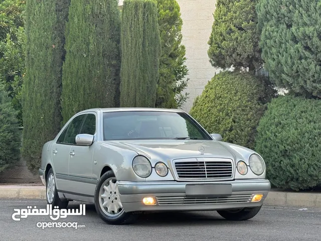 Mercedes-Benz E200 Kompressor