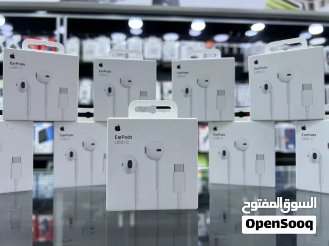سماعات ايفون TYPE-C الاصلية متوفرة  الان لدى ليما موبايل بالفرعين اصلية شركة 100٪ لايفون 15——17PM