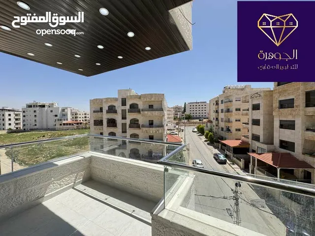 طابق اخير مع روف دوبلكس فاخر لم يسكن لقطه وبسعر مغري جدا عرض خاص يا بلاش أرقى مناطق جبيهة ام زويتنه