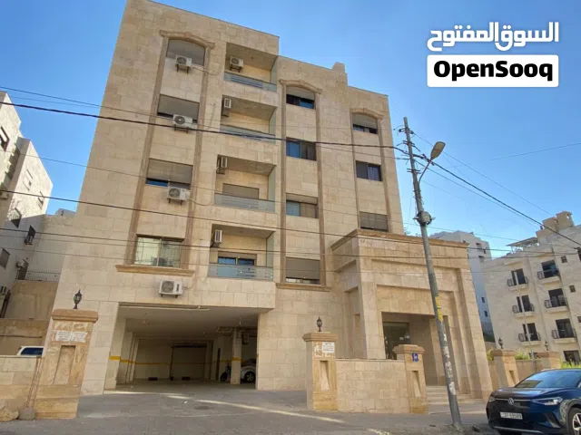 شقة للايجار بشارع الجامعه