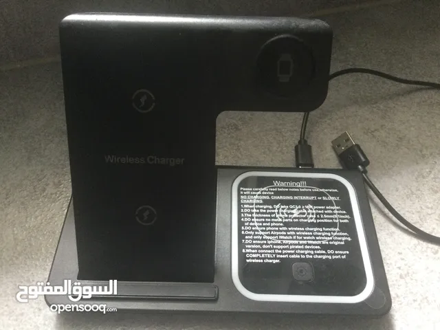 قاعدة شحن وايرليس للموبايل والساعة الذكية وللسماعات  3 في 1