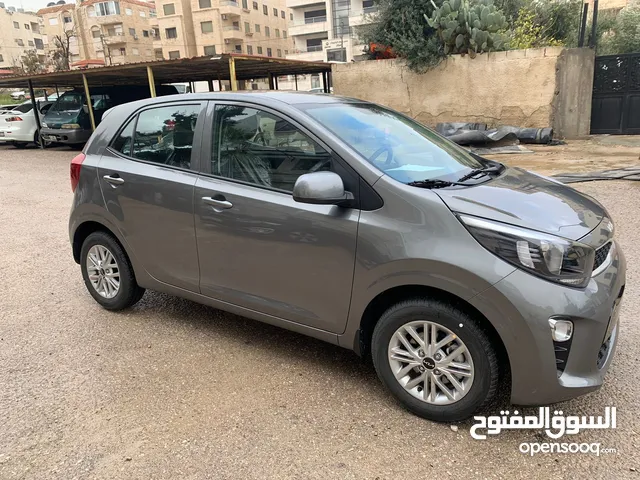 HatchBack Kia in Amman