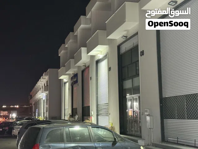 محل حديث صفة حي دمشق دورين دور سفلي 70 متر و دور تاني 70 متر يصلح لأي مشروع تجاري _5273686_  وتس
