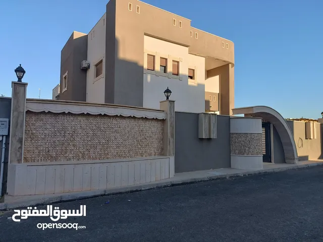 350 m2 4 Bedrooms Villa for Sale in Tripoli Al-Sidra