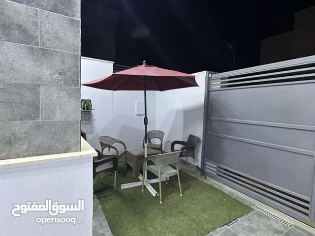 100 m2 2 Bedrooms Villa for Sale in Tripoli Ain Zara