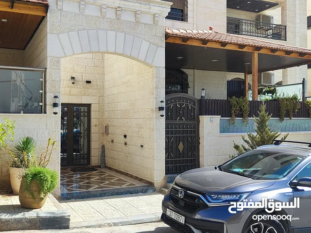 شقة ارضية شبه مستقلة الزرقاء الجديدة