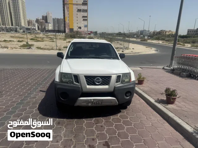 2009 نيسان X-تيرا Standard