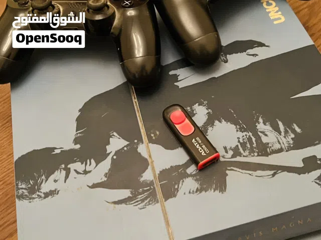 جهاز ps4مهكر اقوا تهكيرة الغنية على التعريف9.00اصلي معاه باقة العاب الجهاز الدق الاول500قيقا