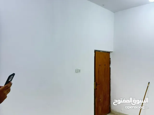 250 m2 5 Bedrooms Townhouse for Rent in Basra Mnawi Basha