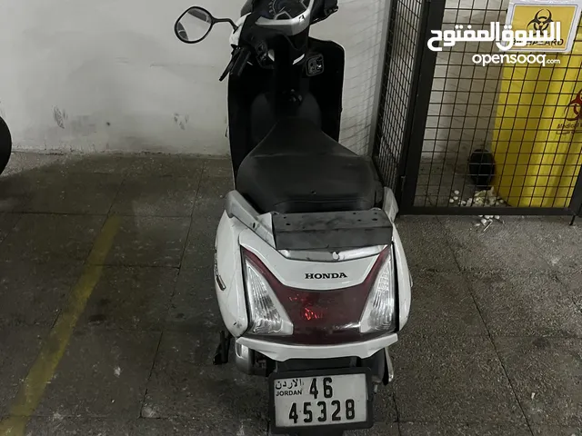 سكوتر هوندا اكتيفا للبيع مستعمل