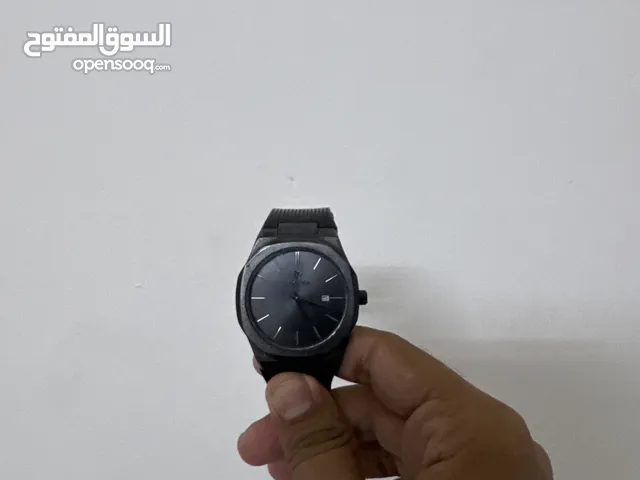 Watch balck