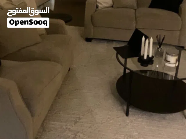 كراسي غرفه معيشه sofa  طاوله table
