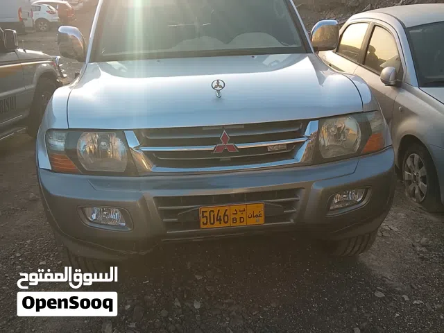 2002 ميتسوبيشي باجيرو GLS
