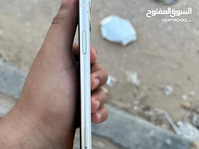 ايفون iphone 11 عادي اللون ابيض نمودج M بطارية الاصلية 77 مش مفتوح