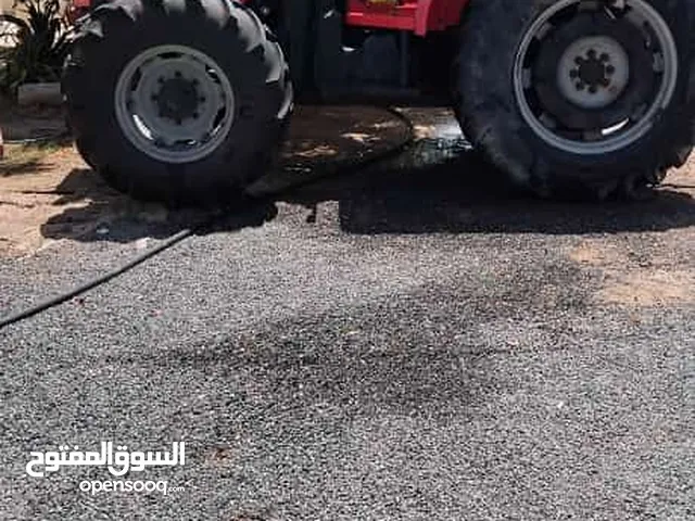 2005 Tractor Agriculture Equipments in Abu Dhabi