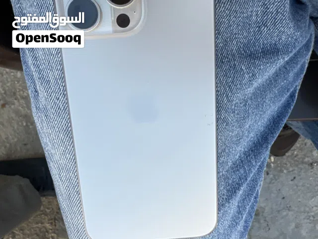 Apple iPhone 15 Pro Max 256 GB in Salt