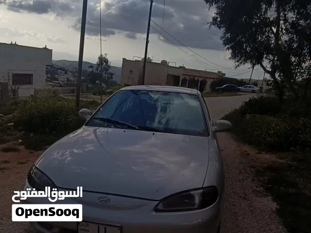 1995 هيونداي افانتي Limited